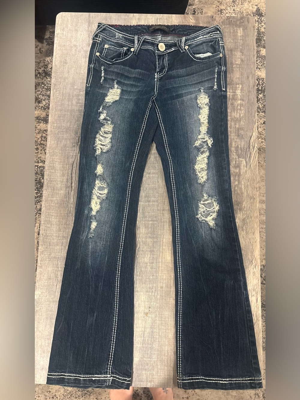 TwentyoneBlack rue21 Curvy Distressed Bootcut Jeans 5/6R Embroidered Y2K Western